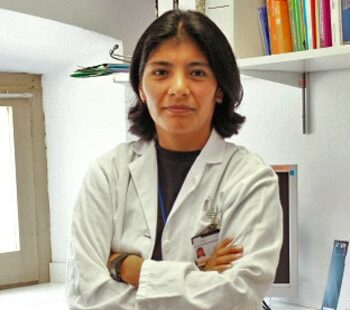 Entrevista Catia Cilloniz, doctora y presidenta de Neumoai: “La mejor manera e evitar la neumonía es vacunándose”